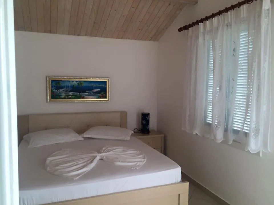 Lodge Vela E Bardhe Villa Dhermi